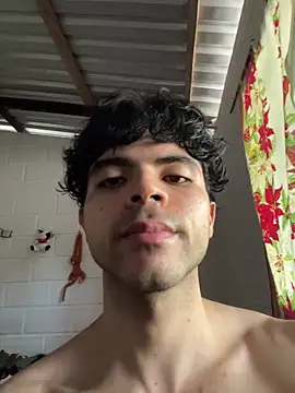 Axel-Mejia online show from January 14, 2026, 6:35 pm