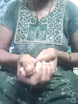 Snapshot of smartangel_telugu chatting on April 18, 2026, 11:05 pm smartangel telugu online show from April 18, 2026, 11:05 pm