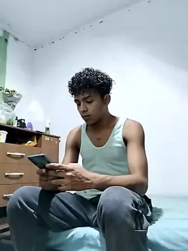 Manuel Mateus1 online show from October 7, 2025, 1:03 am