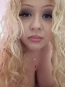 Snapshot of Destinyym chatting on March 3, 2026, 8:26 pm Destinyym online show from March 3, 2026, 8:26 pm