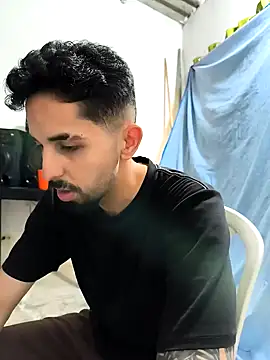 giannis090 online show from September 30, 2025, 9:42 pm