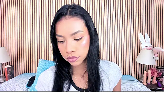 Snapshot of keeyla_stone chatting on February 8, 2026, 10:46 pm keeyla stone online show from February 8, 2026, 10:46 pm