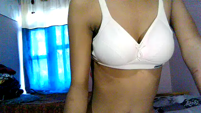 Snapshot of kristy_432 chatting on October 20, 2025, 3:18 am kristy 432 online show from October 20, 2025, 3:18 am