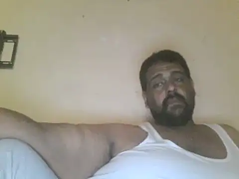 elpoop7305 online show from April 16, 2026, 12:06 pm