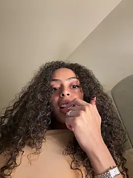 yasmingarcia online show from October 30, 2025, 11:33 am