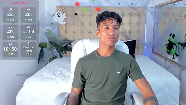 Frank98  online show from October 21, 2025, 9:59 pm
