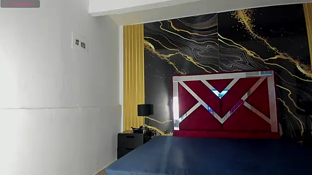 VioletRose as online show from January 6, 2026, 8:01 pm