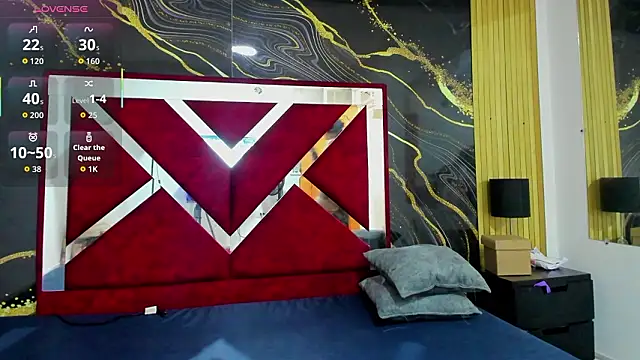 VioletRose as online show from February 16, 2026, 8:05 pm