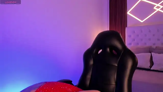 ZamabyCrucie online show from September 17, 2025, 11:39 pm