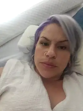 Snapshot of toomuchofafreak chatting on October 22, 2025, 2:45 am toomuchofafreak online show from October 22, 2025, 2:45 am