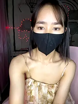 TiNa 04 online show from December 22, 2025, 11:57 pm