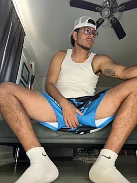 StrokingDaddy4 online show from September 21, 2025, 4:52 pm