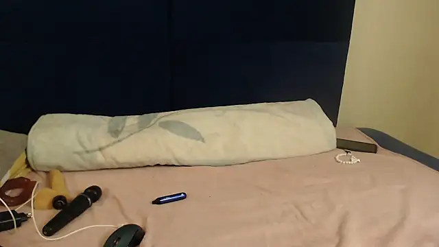 Sexy-Momo online show from September 22, 2025, 5:37 pm