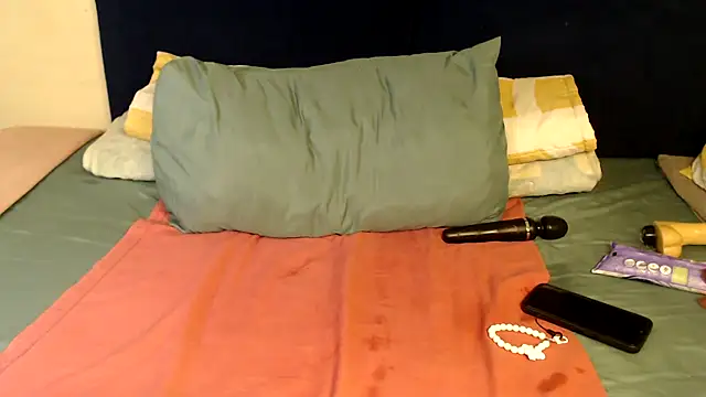 Sexy-Momo online show from October 18, 2025, 5:35 pm