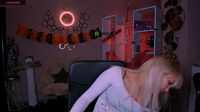 marta smith online show from October 27, 2025, 8:02 pm