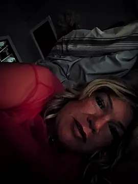 Sugarloveless online show from October 15, 2025, 8:53 pm