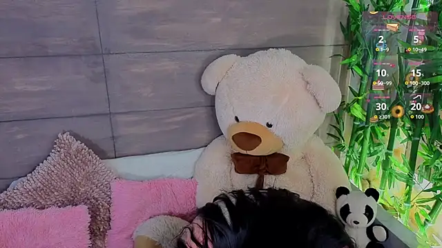 Snapshot of MeganAdamms chatting on September 16, 2025, 11:55 am MeganAdamms online show from September 16, 2025, 11:55 am