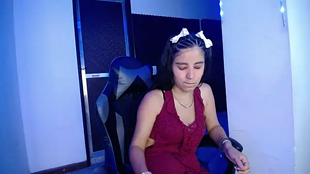 Lucy-23 online show from November 6, 2025, 11:26 pm