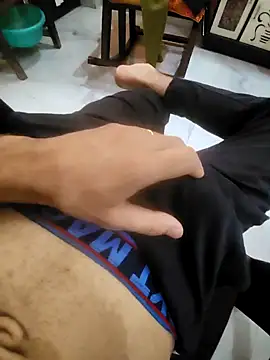 Snapshot of coupleyug chatting on September 25, 2025, 10:30 am coupleyug online show from September 25, 2025, 10:30 am