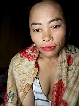 Snapshot of CoMay003 chatting on January 18, 2026, 1:20 am CoMay003 online show from January 18, 2026, 1:20 am