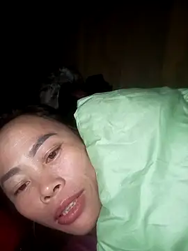 Snapshot of CoMay003 chatting on February 3, 2026, 10:59 pm CoMay003 online show from February 3, 2026, 10:59 pm