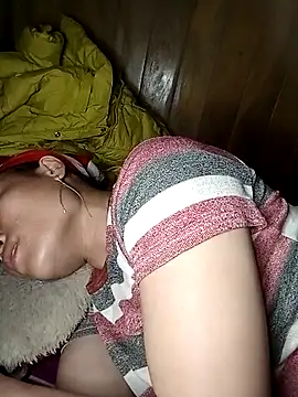 Snapshot of CoMay003 chatting on February 14, 2026, 9:17 am CoMay003 online show from February 14, 2026, 9:17 am