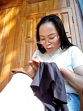 Snapshot of CoMay003 chatting on February 21, 2026, 8:26 am CoMay003 online show from February 21, 2026, 8:26 am