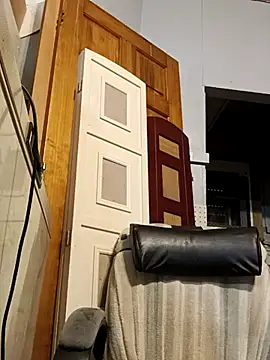 dicinyou80 online show from March 19, 2026, 6:17 am