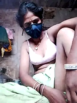 MISS-KAYA online show from October 14, 2025, 5:47 pm