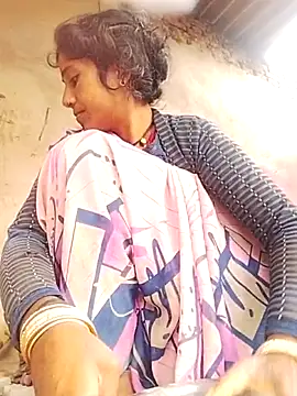 MISS-KAYA online show from February 4, 2026, 4:40 am