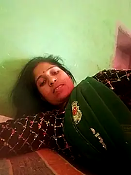 MISS-KAYA online show from February 17, 2026, 5:37 am