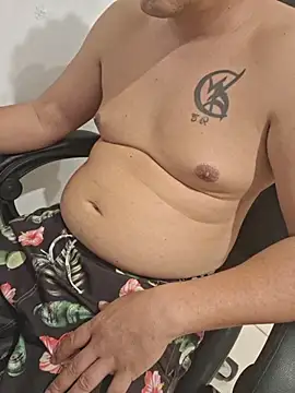 Carloskasado online show from September 15, 2025, 8:53 pm