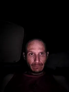 Snapshot of Romance32 chatting on November 19, 2025, 12:54 am Romance32 online show from November 19, 2025, 12:54 am