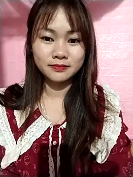 Sisi dy01 online show from April 24, 2026, 7:33 am