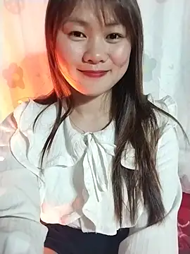 Sisi dy01 online show from May 17, 2026, 1:29 pm