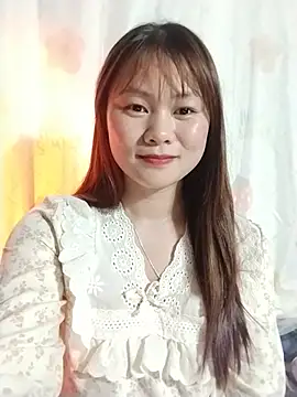Sisi dy01 online show from May 18, 2026, 10:32 am