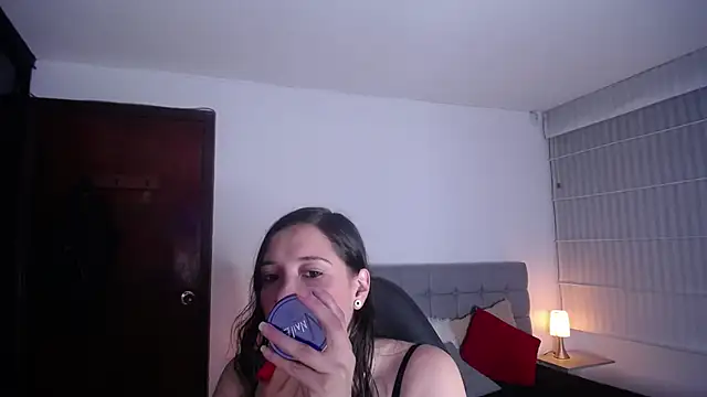 Snapshot of Agatha_bellucci_ chatting on October 31, 2025, 4:19 pm Agatha bellucci online show from October 31, 2025, 4:19 pm