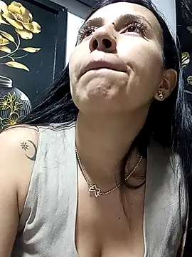 Snapshot of Nika_Hot chatting on September 20, 2025, 2:56 am Nika Hot online show from September 20, 2025, 2:56 am