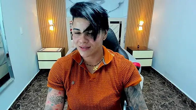 KAROLLJONES1 online show from May 21, 2026, 7:21 pm
