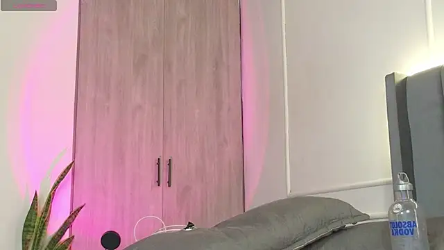 Ice Princess  online show from November 29, 2025, 2:31 pm