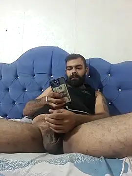 Snapshot of Umut1414 chatting on November 14, 2025, 10:51 pm Umut1414 online show from November 14, 2025, 10:51 pm