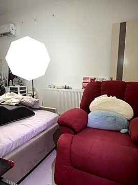 Snapshot of Baby-AnXin chatting on September 8, 2025, 3:44 pm Baby-AnXin online show from September 8, 2025, 3:44 pm