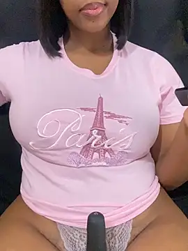 Sipsdoll online show from December 1, 2025, 12:32 pm