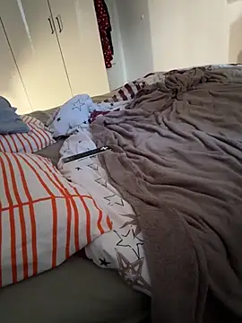 Snapshot of Jaropol chatting on May 22, 2026, 4:19 am Jaropol online show from May 22, 2026, 4:19 am