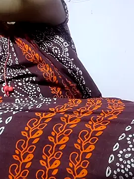 Cute-Swewty online show from February 5, 2026, 1:38 pm