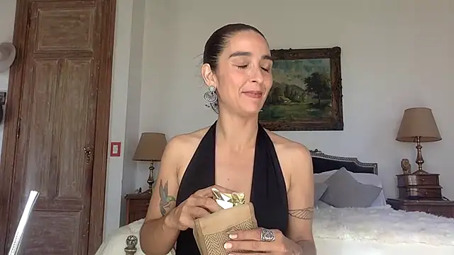 venuslibre online show from October 4, 2025, 1:20 pm