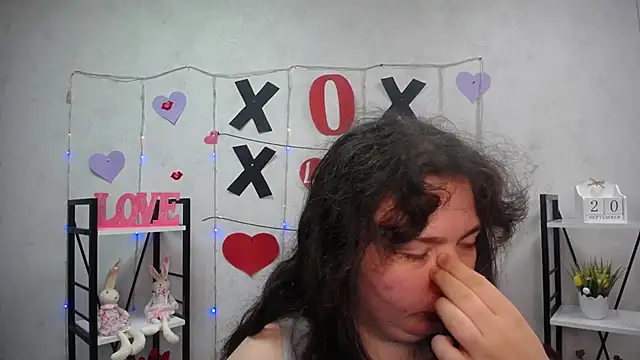 NeonilaLisova online show from September 20, 2025, 5:19 am