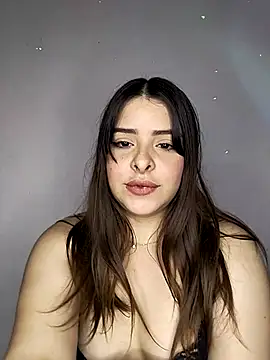 Snapshot of Nahomy_cm chatting on November 10, 2025, 10:31 pm Nahomy cm online show from November 10, 2025, 10:31 pm