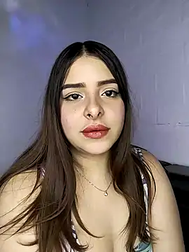 Snapshot of Nahomy_cm chatting on November 15, 2025, 7:54 pm Nahomy cm online show from November 15, 2025, 7:54 pm