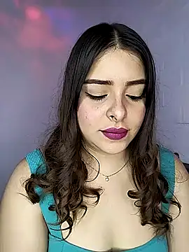 Snapshot of Nahomy_cm chatting on November 17, 2025, 8:25 pm Nahomy cm online show from November 17, 2025, 8:25 pm